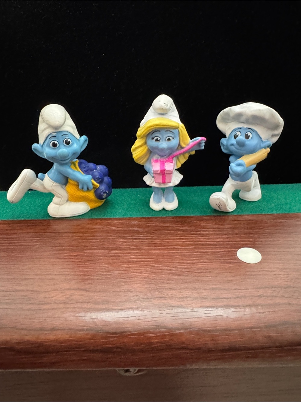 Smurf bundle from Peyo incl Smurfette, Greedy and Baker. (Mlb)